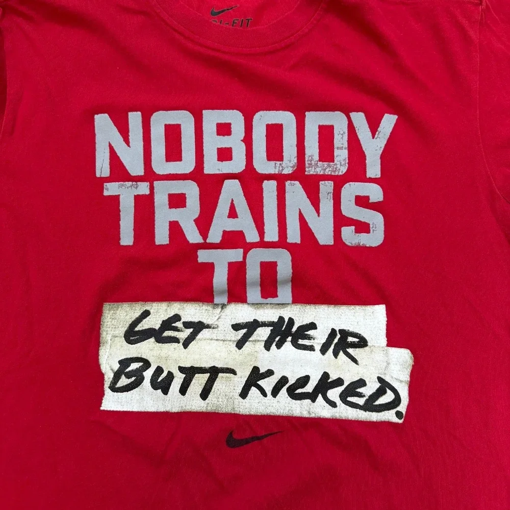 Nike men training